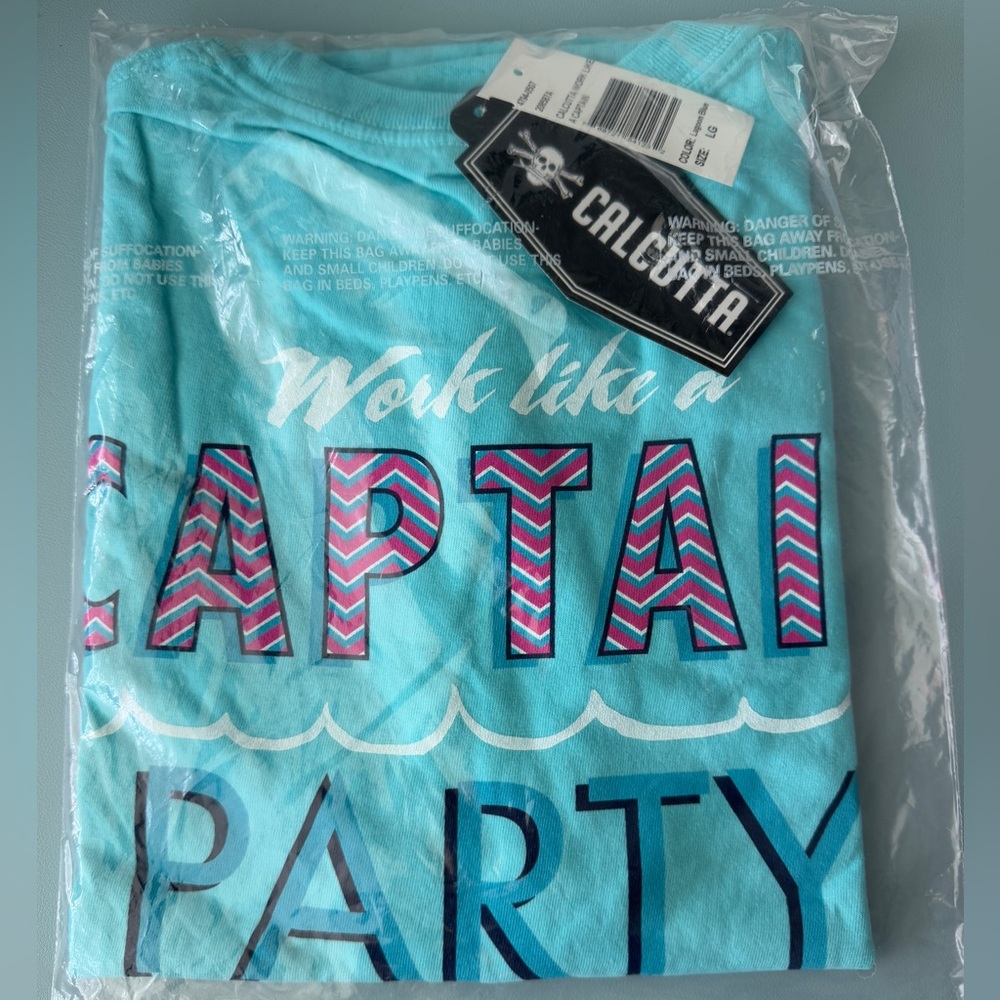 Calcutta Women’s Work Like a Captain Partyy Like a Pirate T-Shirt Size Large NWT